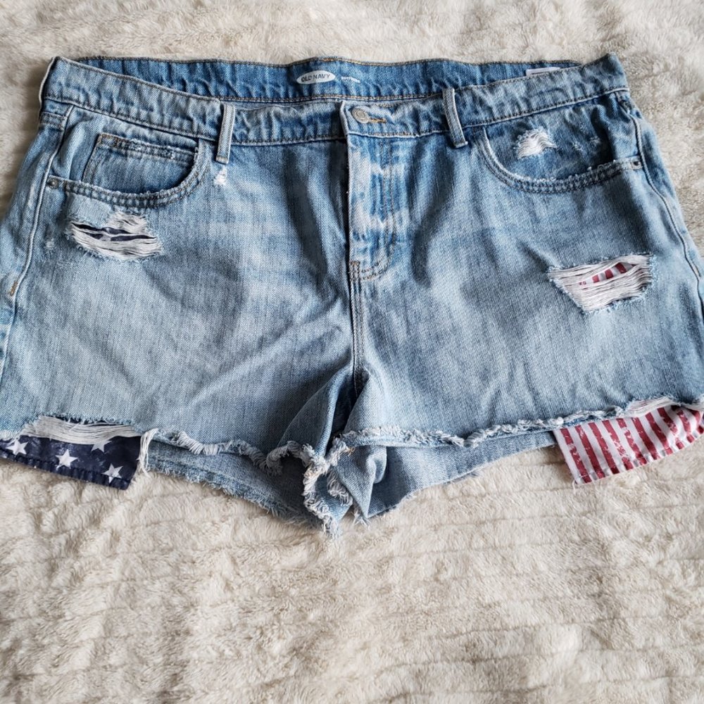 Old Navy Americana Boyfriend Distressed Shorts
